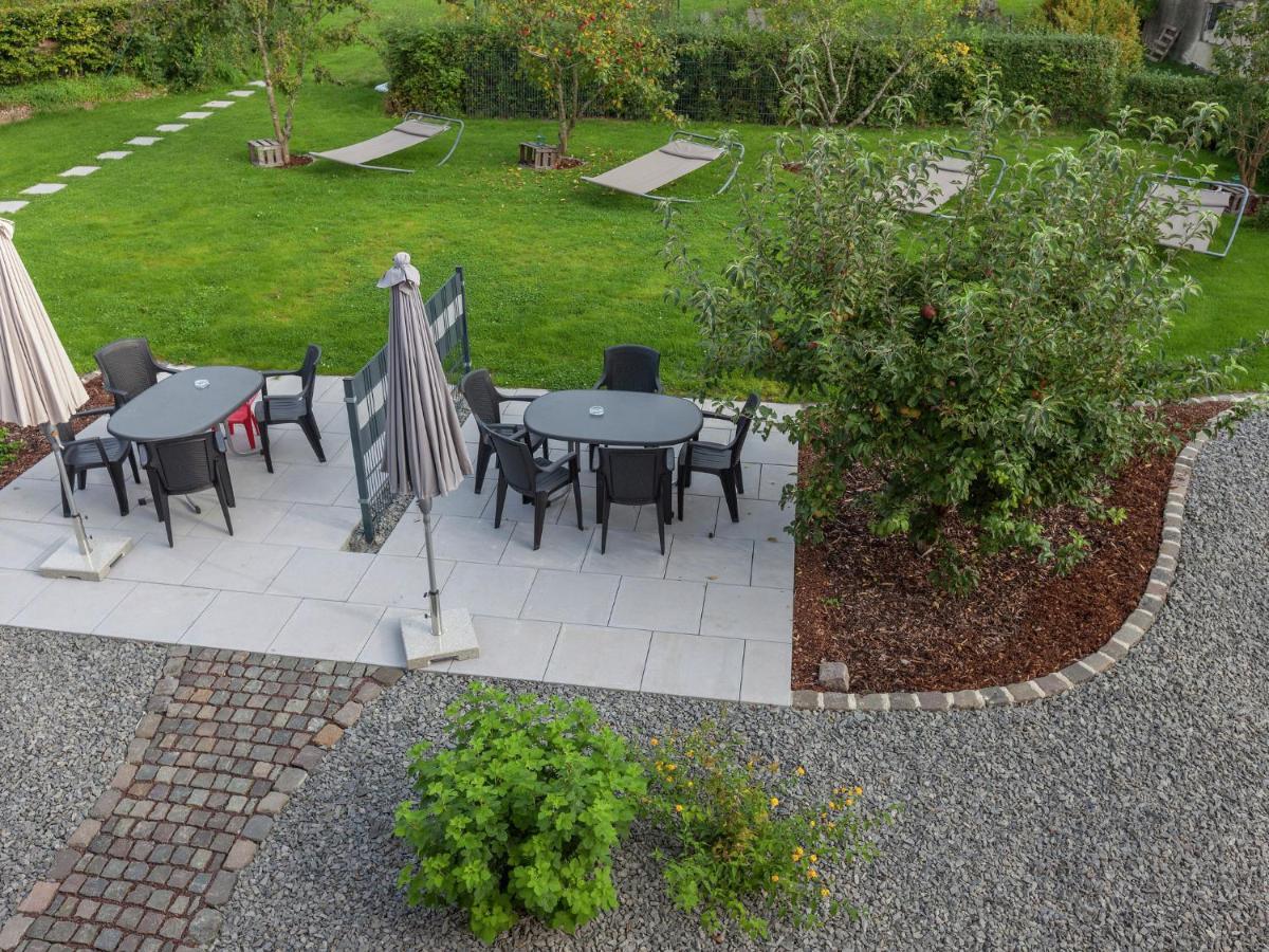 Lovely Modern Apartment With Private Terrace Ellscheid Luaran gambar