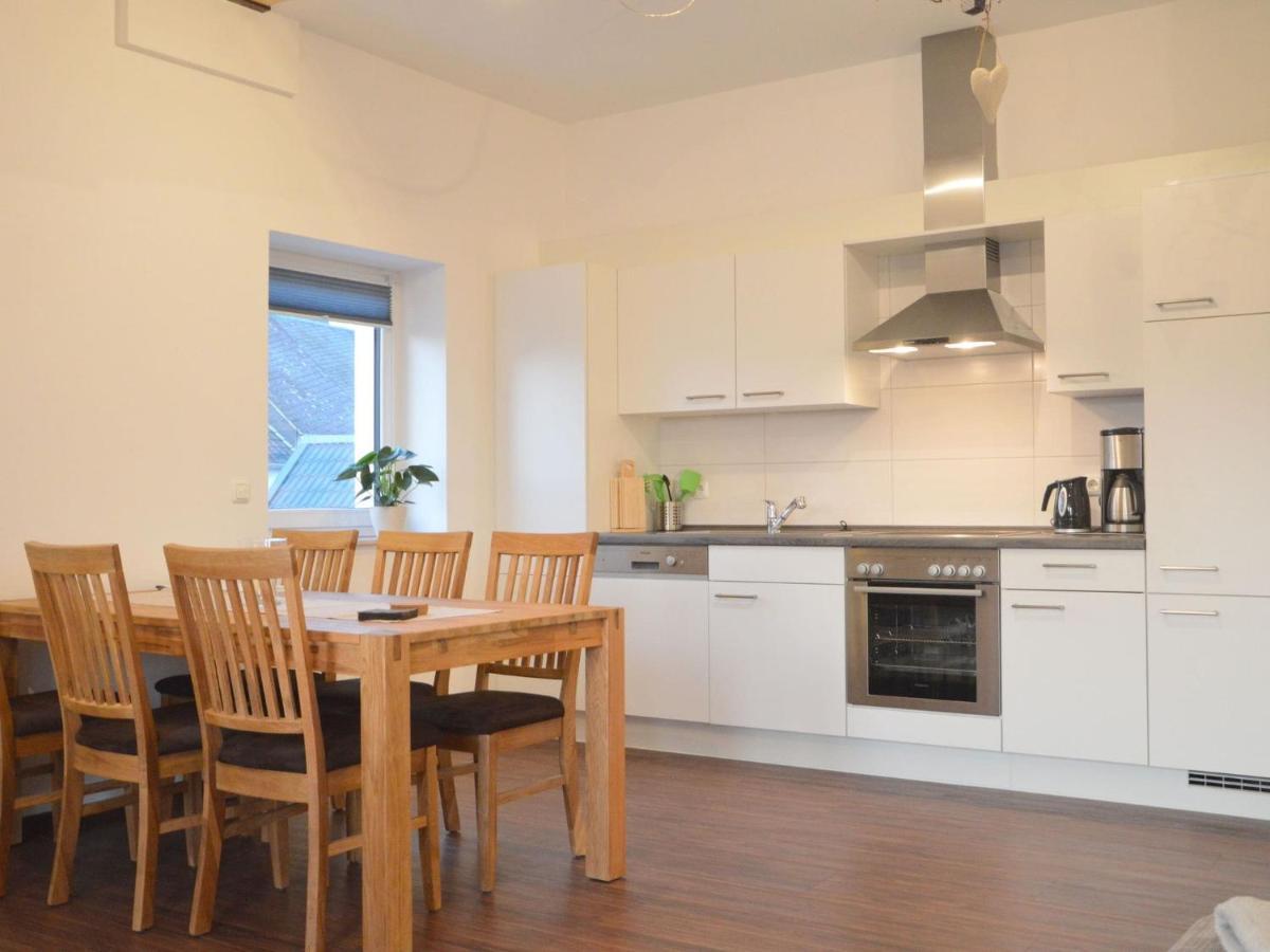 Lovely Modern Apartment With Private Terrace Ellscheid Luaran gambar